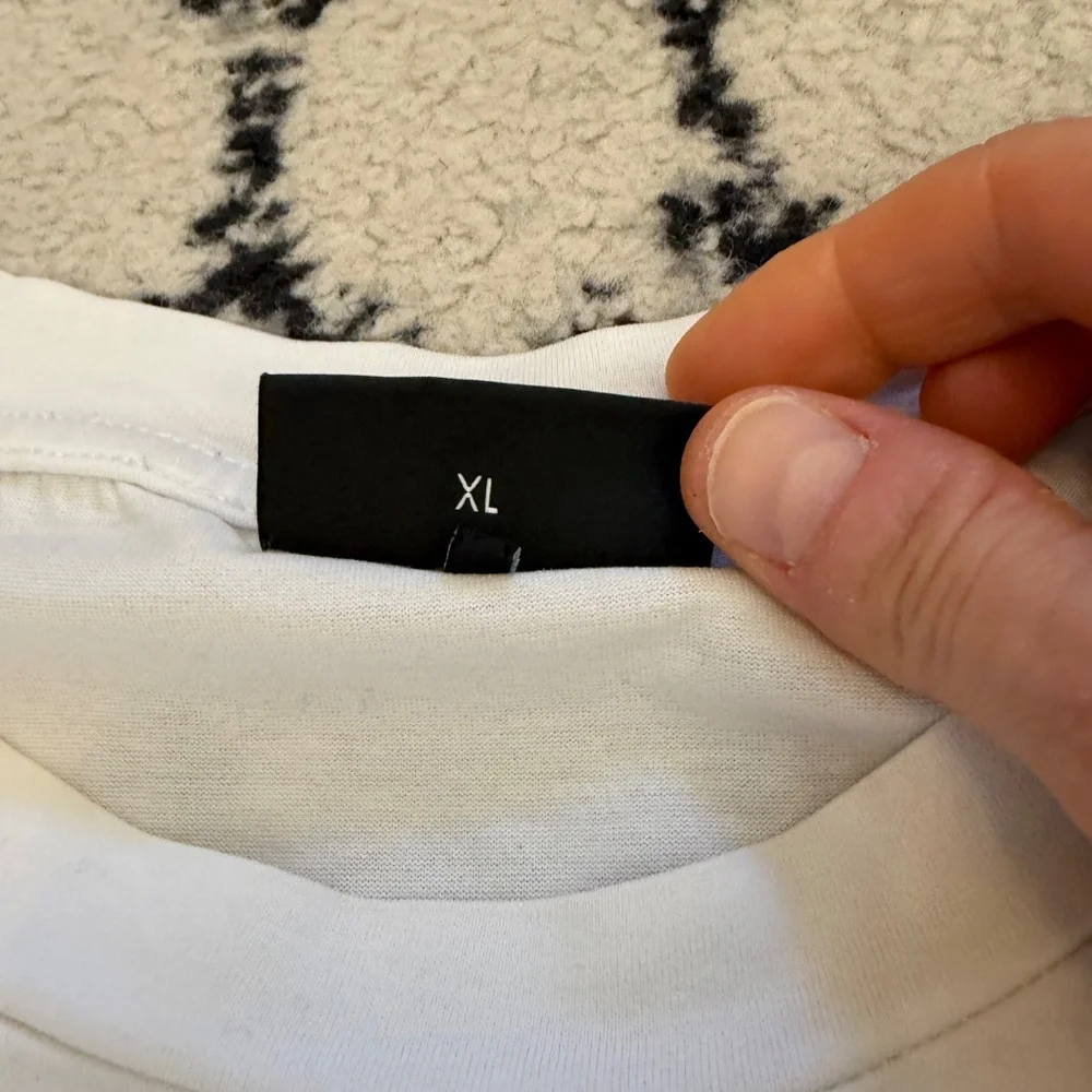 Emporio Armani T-Shirt Mens Size XL White Eagle Logo Designer Tee Preppy - Picture 7 of 13